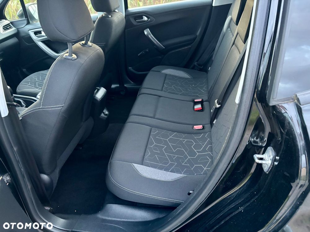 Peugeot 2008 - 7