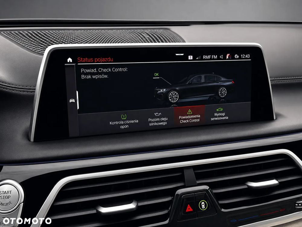 BMW Seria 7 750i xDrive sport - 22