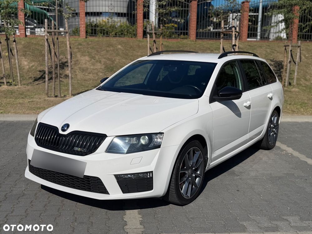 Skoda Octavia 2.0 TDI DSG RS - 2