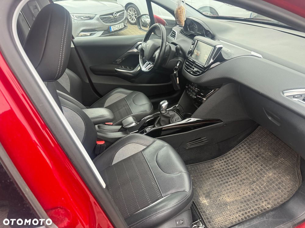 Peugeot 2008 - 10