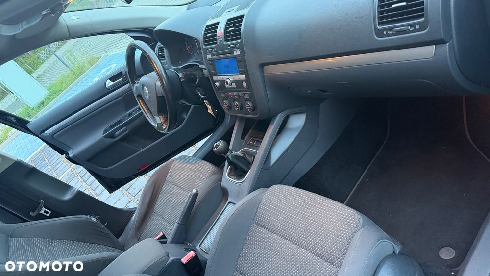 Volkswagen Golf 1.9 TDI DPF Comfortline - 9