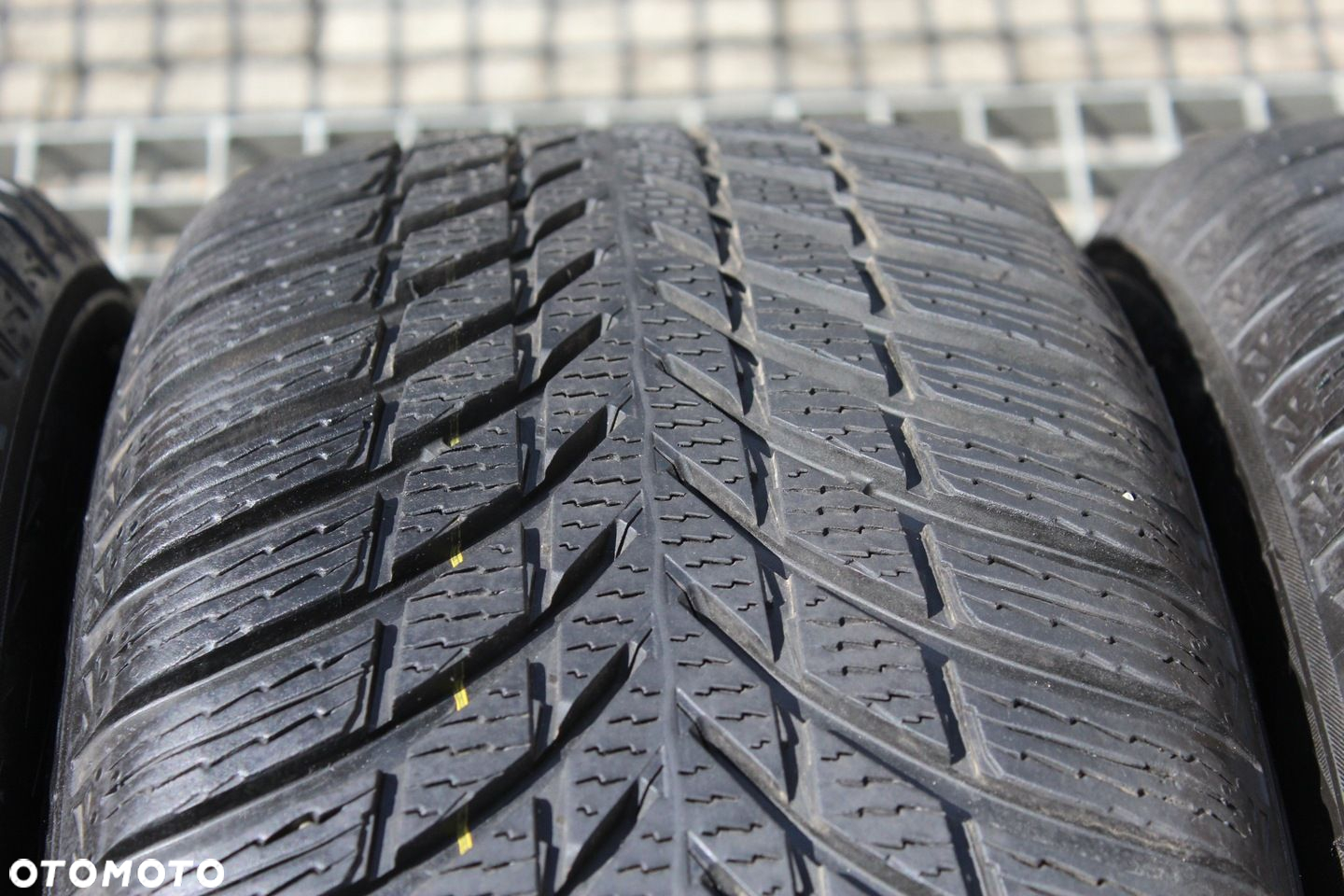 4x 225/60R17 NOKIAN SNOWPROOF 2 SUV 103V XL 23r 7,5mm - 5