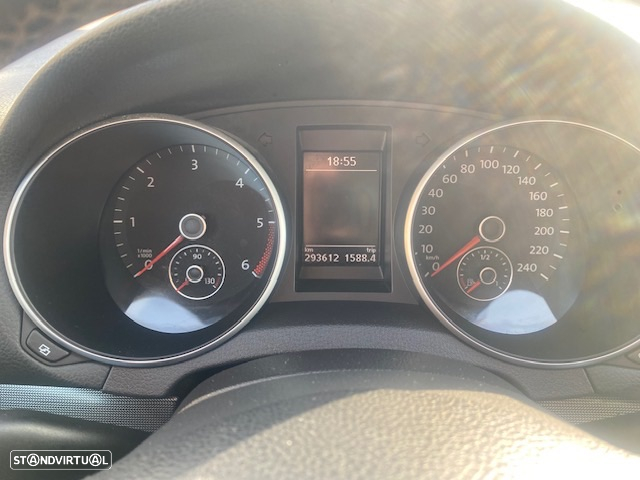 VW Golf 1.6 TDi Confortline - 5