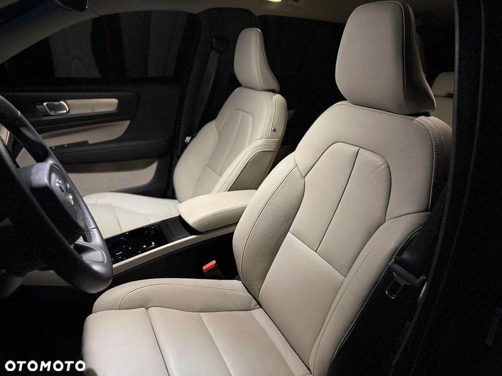 Volvo XC 40 B5 B AWD R-Design - 8
