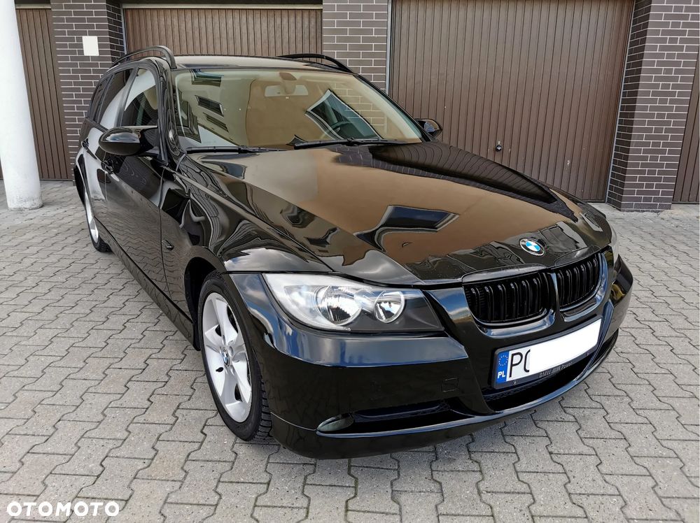 BMW Seria 3 318d - 26