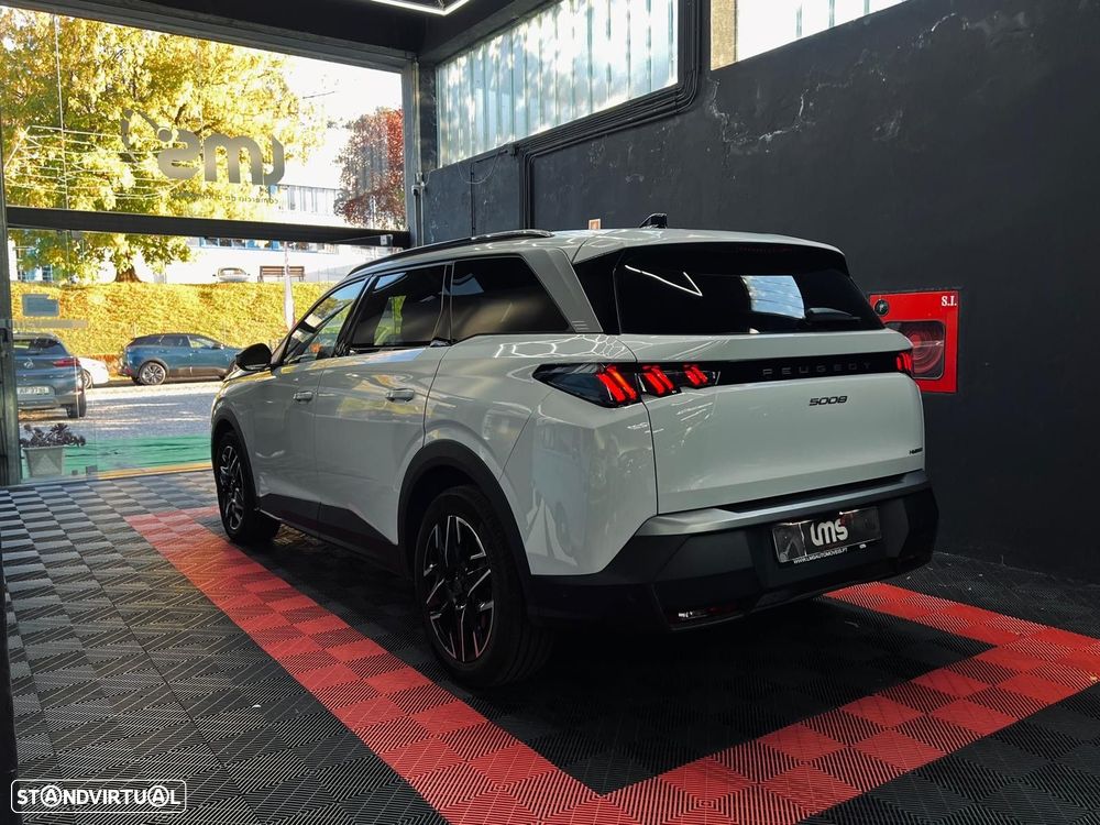 Peugeot 5008 1.2 Hybrid Allure e-DCS6 - 13