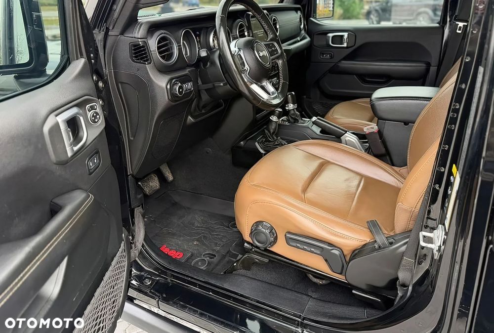 Jeep Wrangler - 10