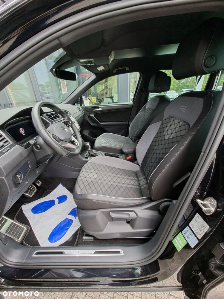 Volkswagen Tiguan - 11