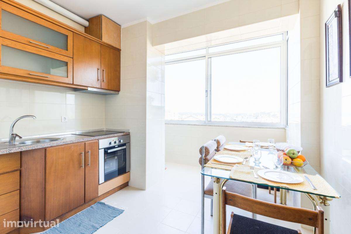 Quarto - localizado em Valongo Porto - Grande imagem: 4/18