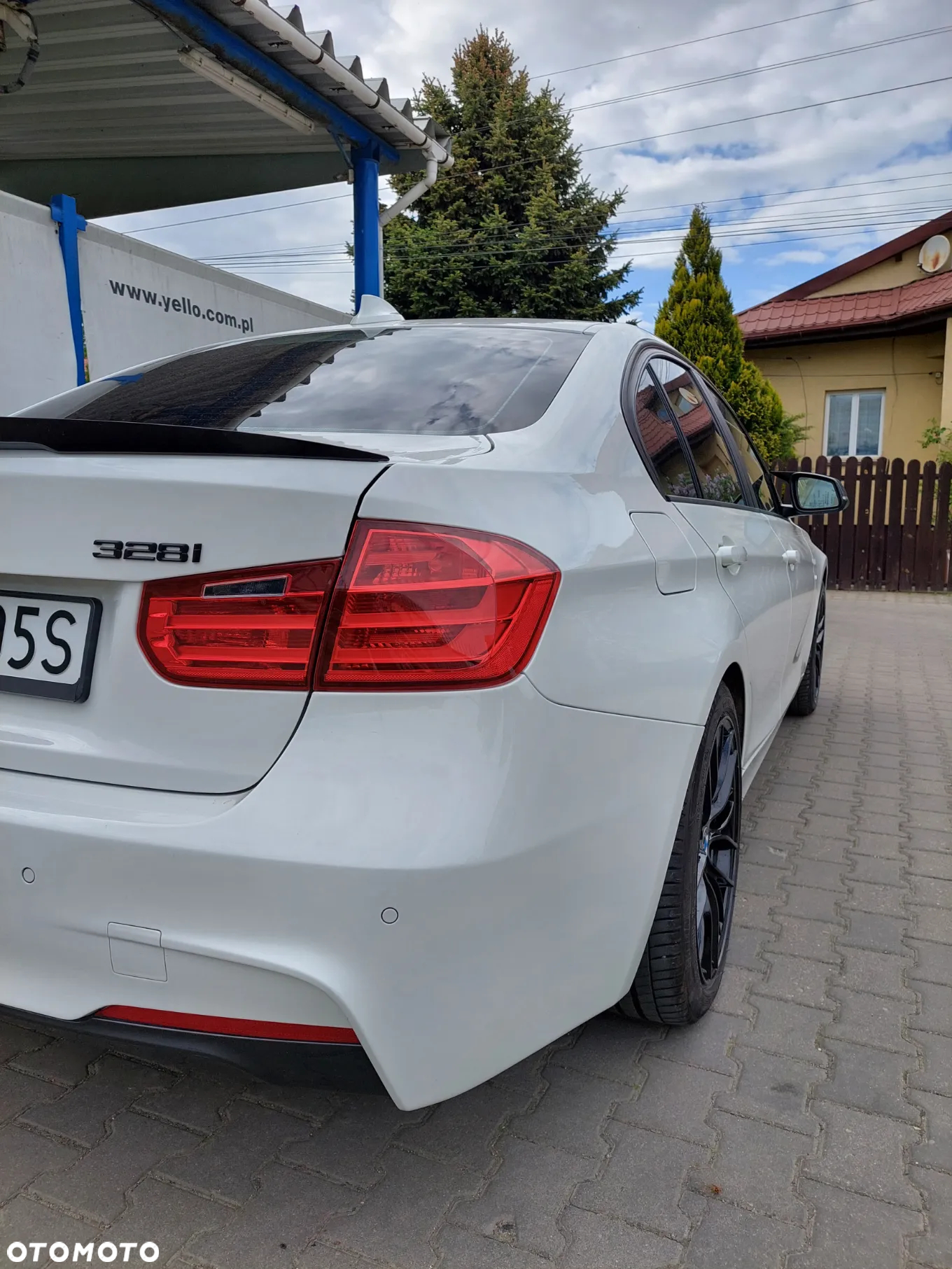 BMW Seria 3 328i M Sport - 4