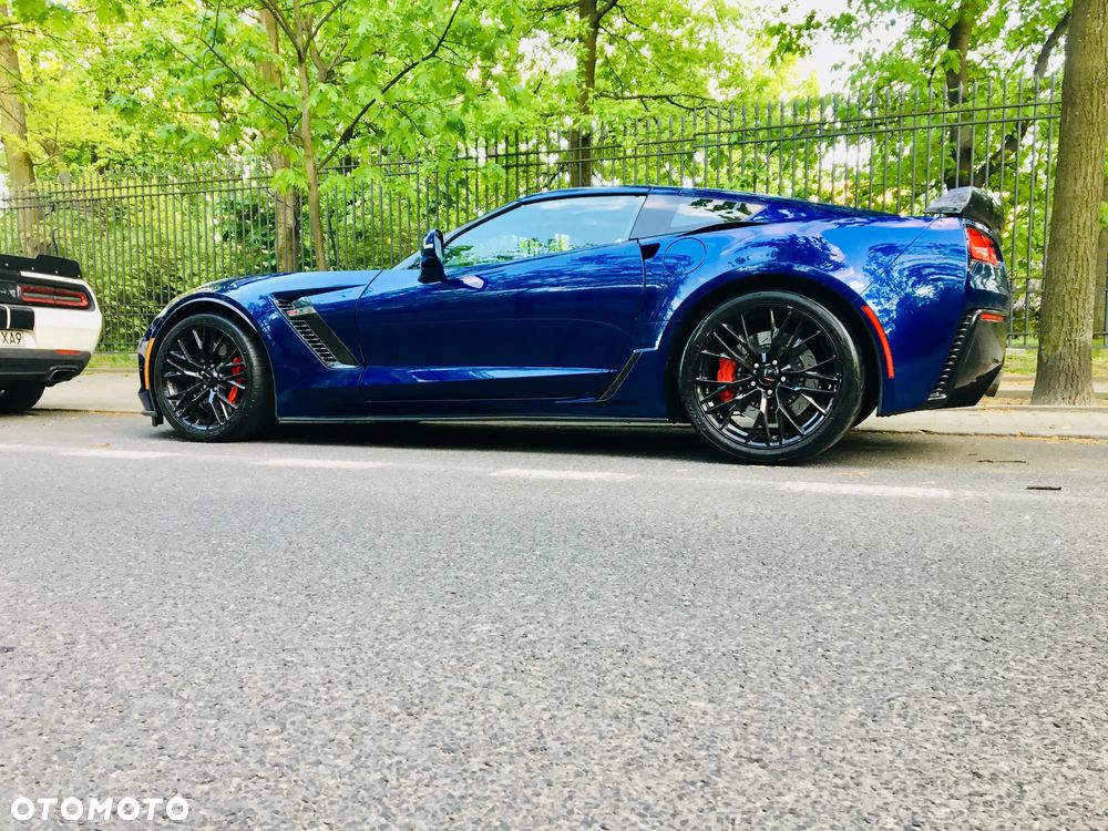 Chevrolet Corvette - 2