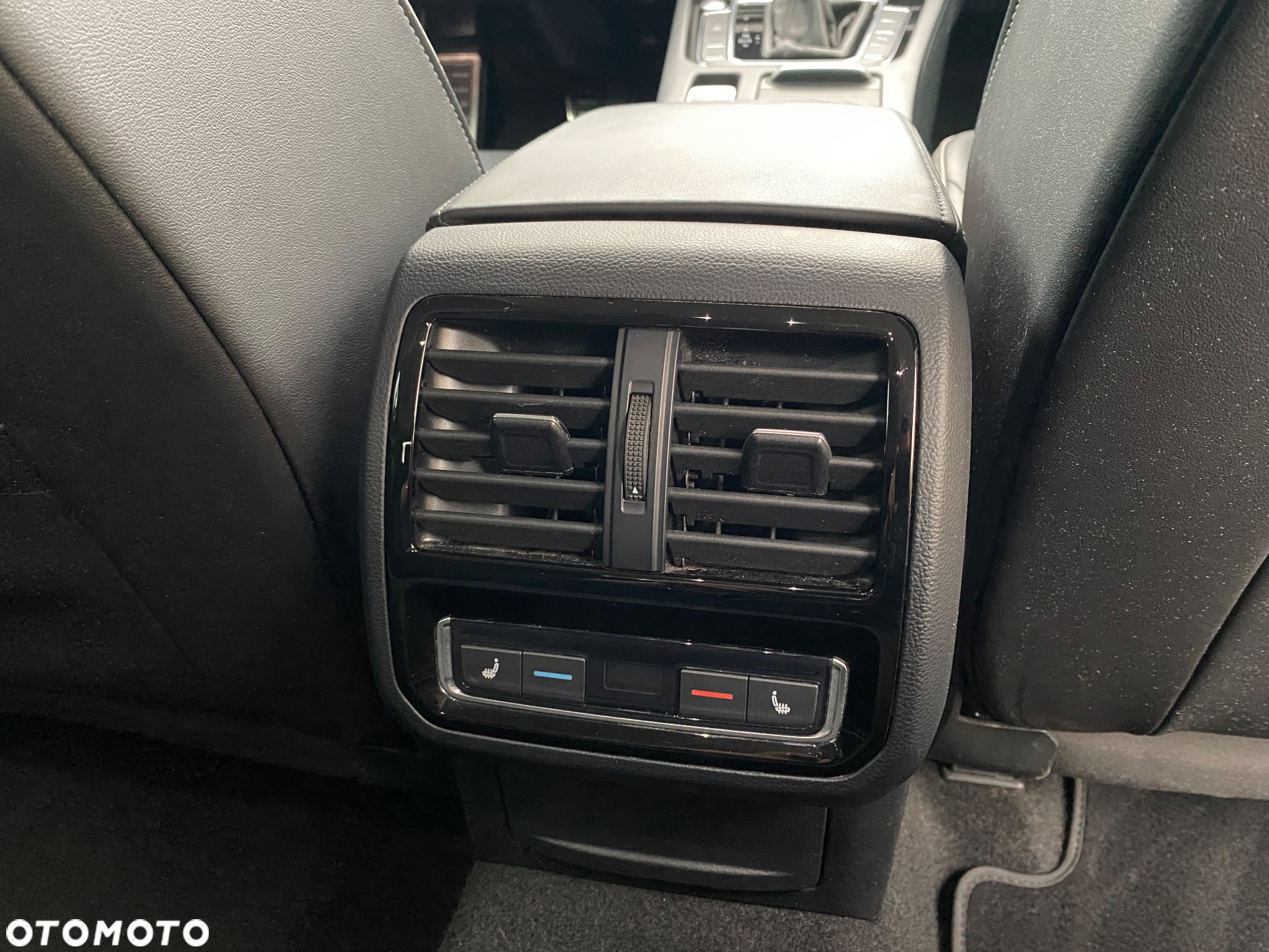 Volkswagen Arteon 2.0 TSI Elegance DSG - 21
