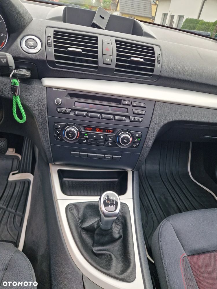 BMW Seria 1 - 15