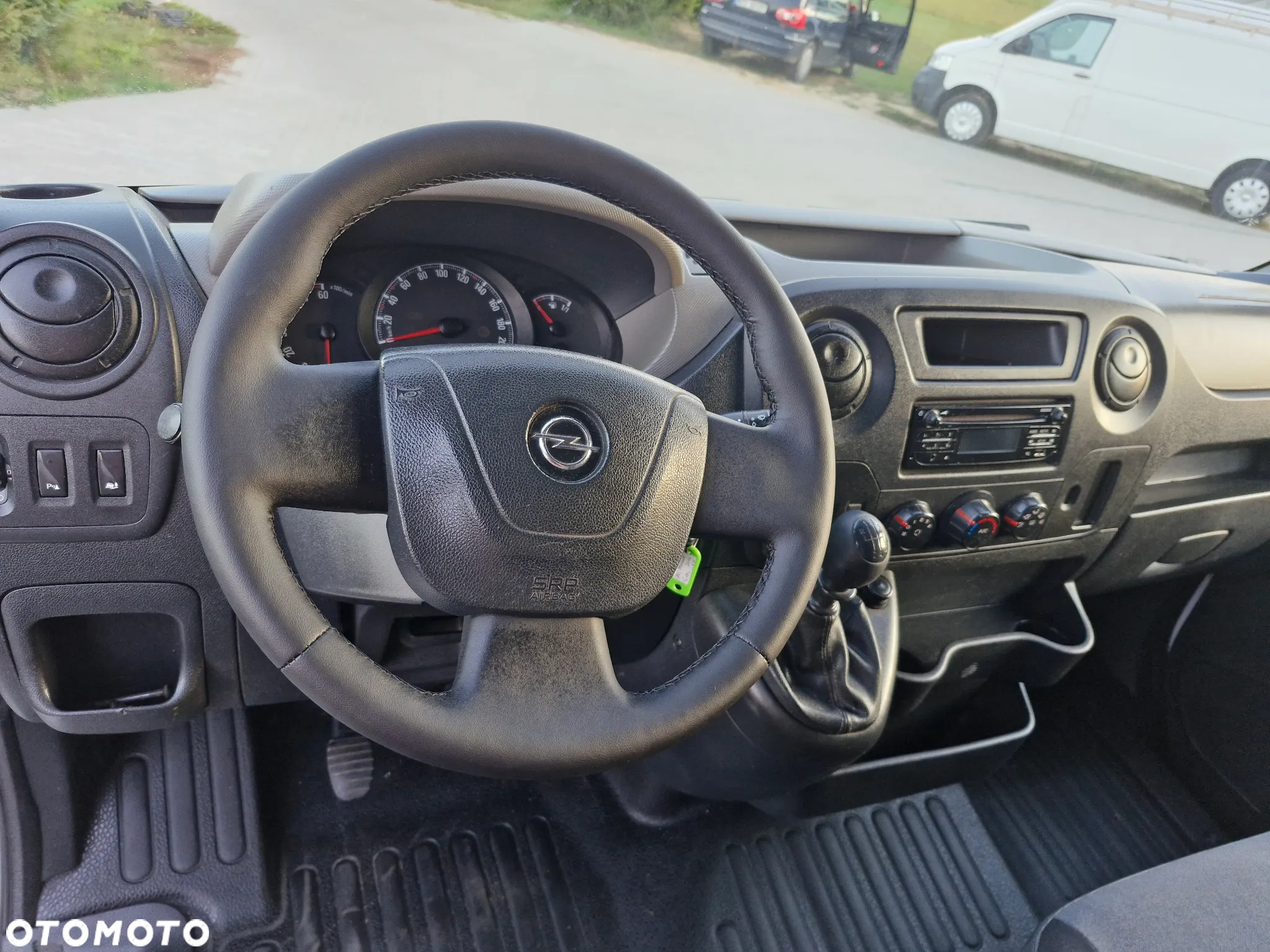 Opel Movano - 11