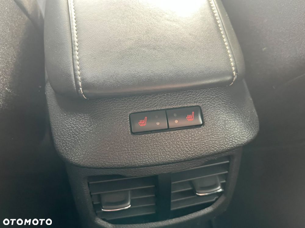 Ford Mondeo 2.0 TDCi Titanium - 36