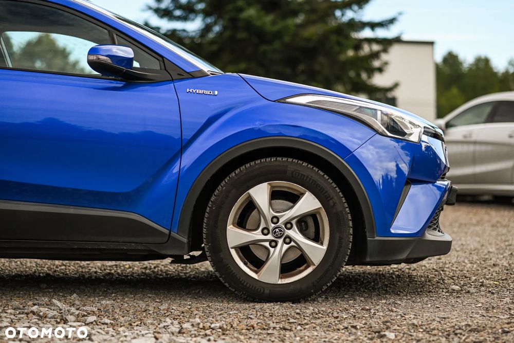 Toyota C-HR Business-Edition - 11