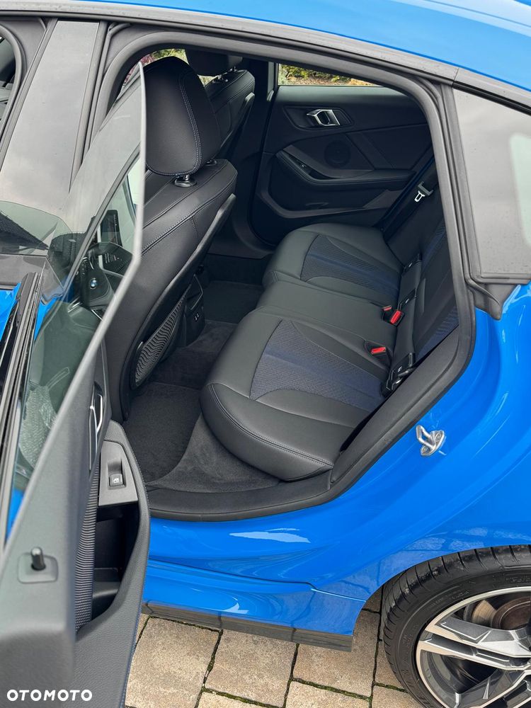 BMW Seria 2 218i - 8