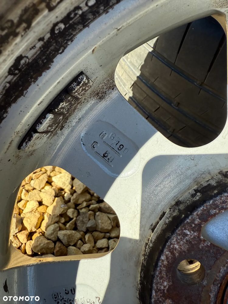 Felgi aluminowie z oponami zimowymi r.15 5x112 - 8