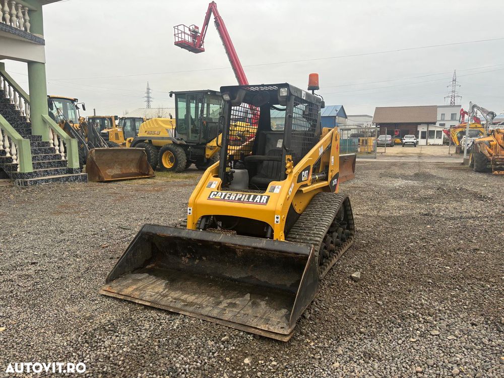 Caterpillar 247B - 9