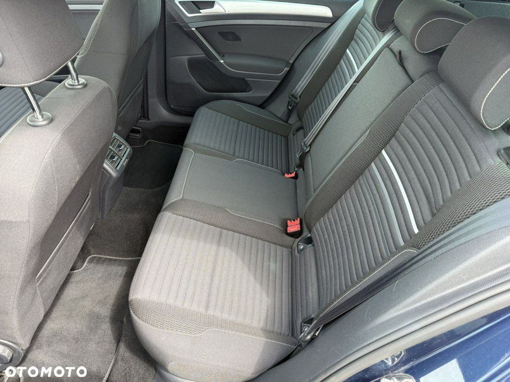 Volkswagen Golf 1.4 TSI BlueMotion Technology DSG Comfortline - 26