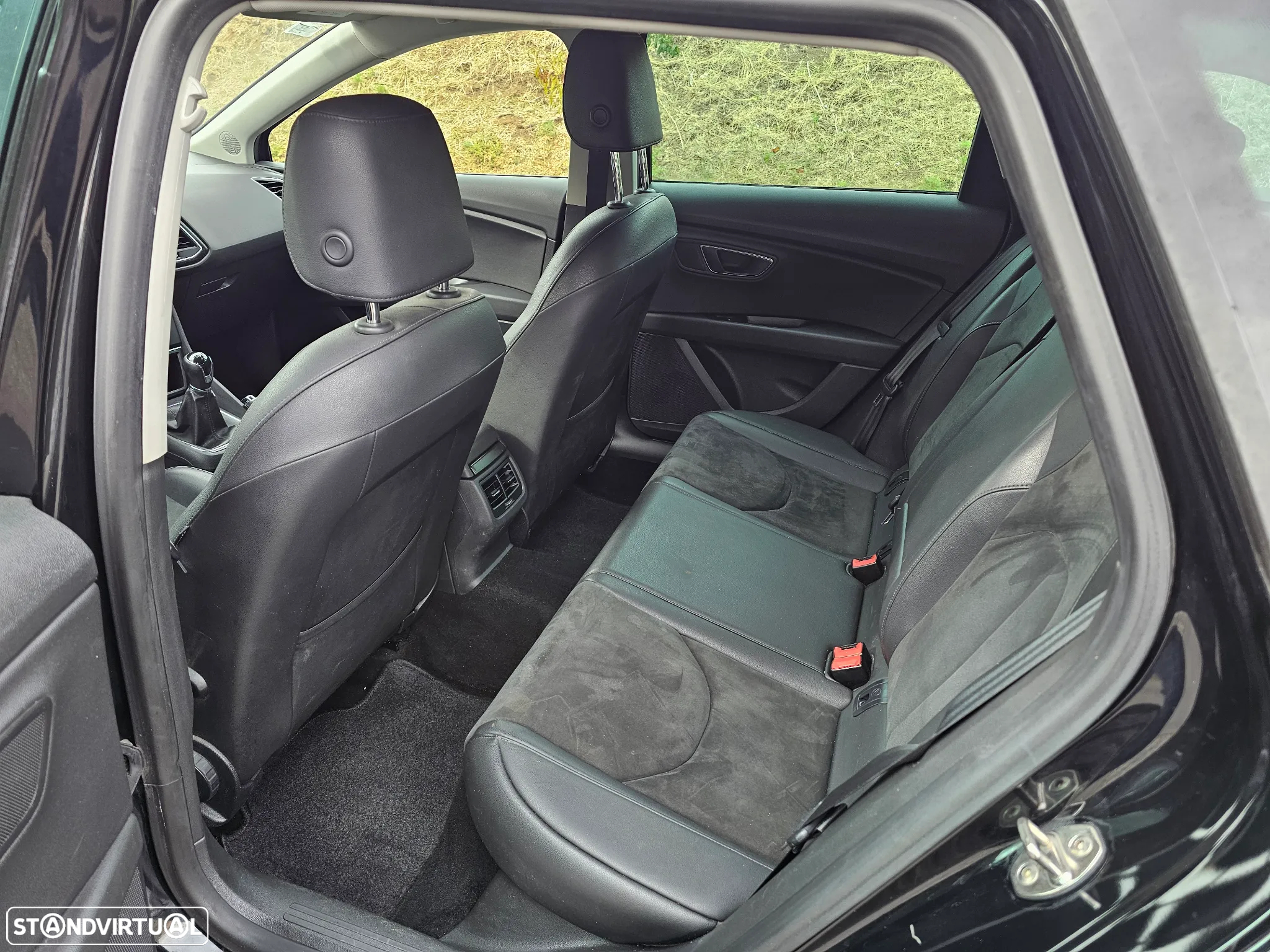 SEAT Leon ST 1.6 TDI Ecomotive Style - 12