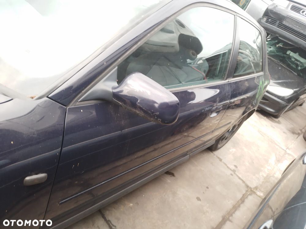 AUDI A3 8L LIFT 00-03 1.6 AVU -  PRZEŁĄCZNIK ZESPOLONY PAJĄK - 10