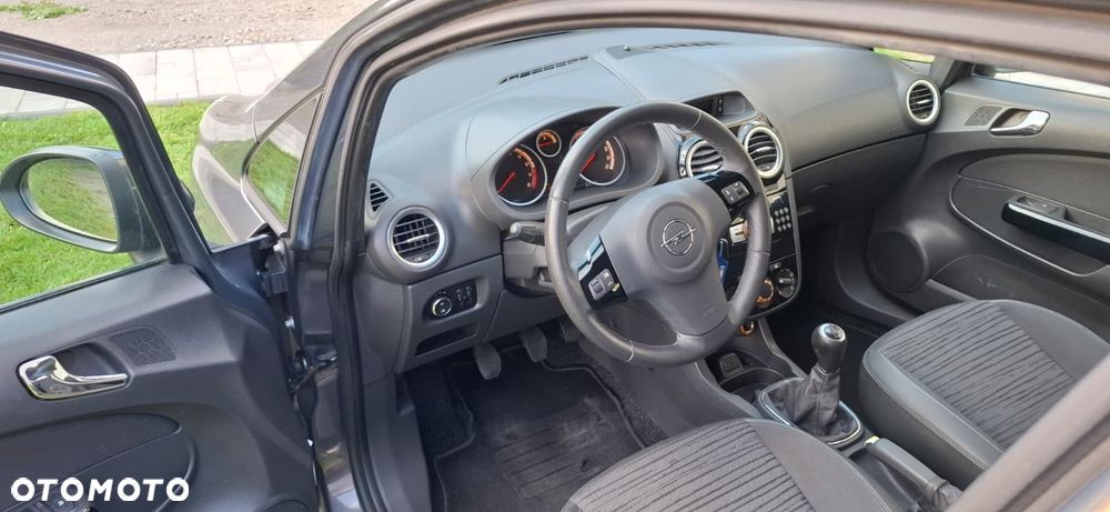 Opel Corsa - 9