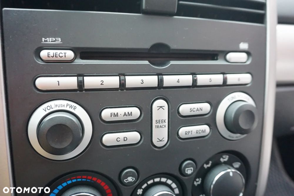 Mitsubishi Galant - 21