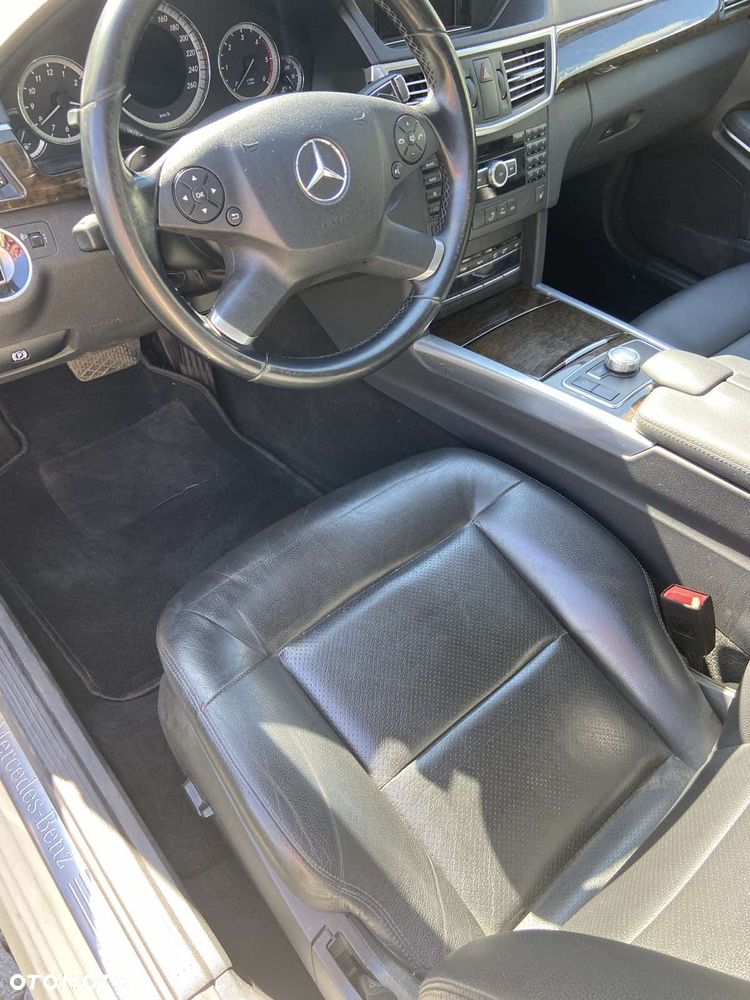 Mercedes-Benz Klasa E 200 CDI 7G-TRONIC Elegance - 5