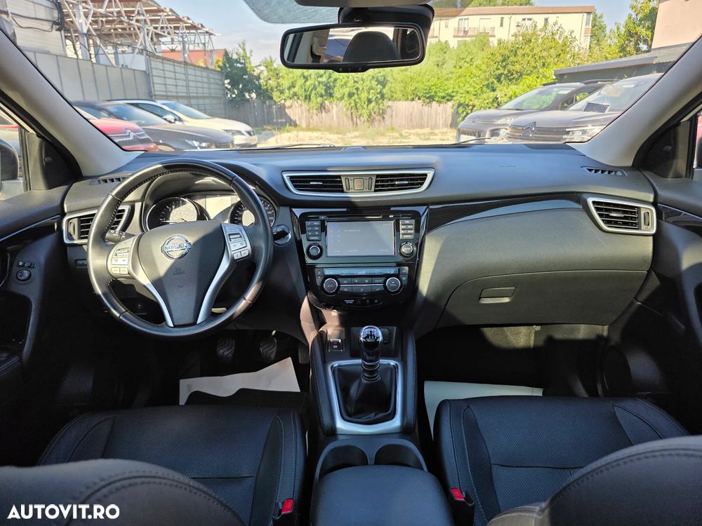 Nissan Qashqai 1.6 DCI TEKNA+ - 23