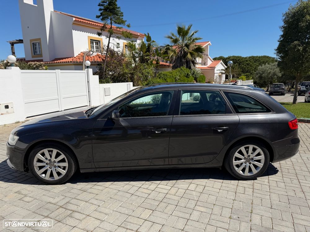 Audi A4 Avant 2.0 TDI Business Line - 4