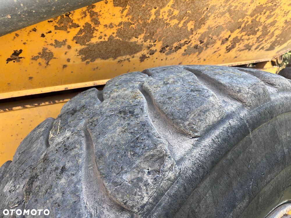 Volvo A25E - 11