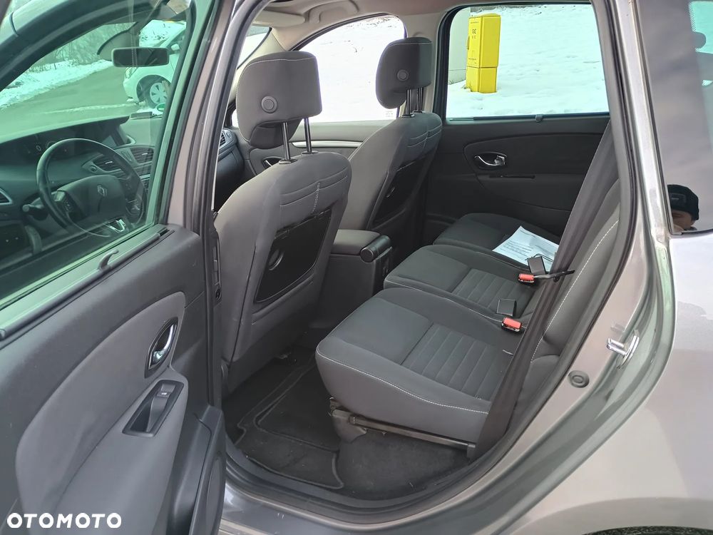 Renault Scenic - 24