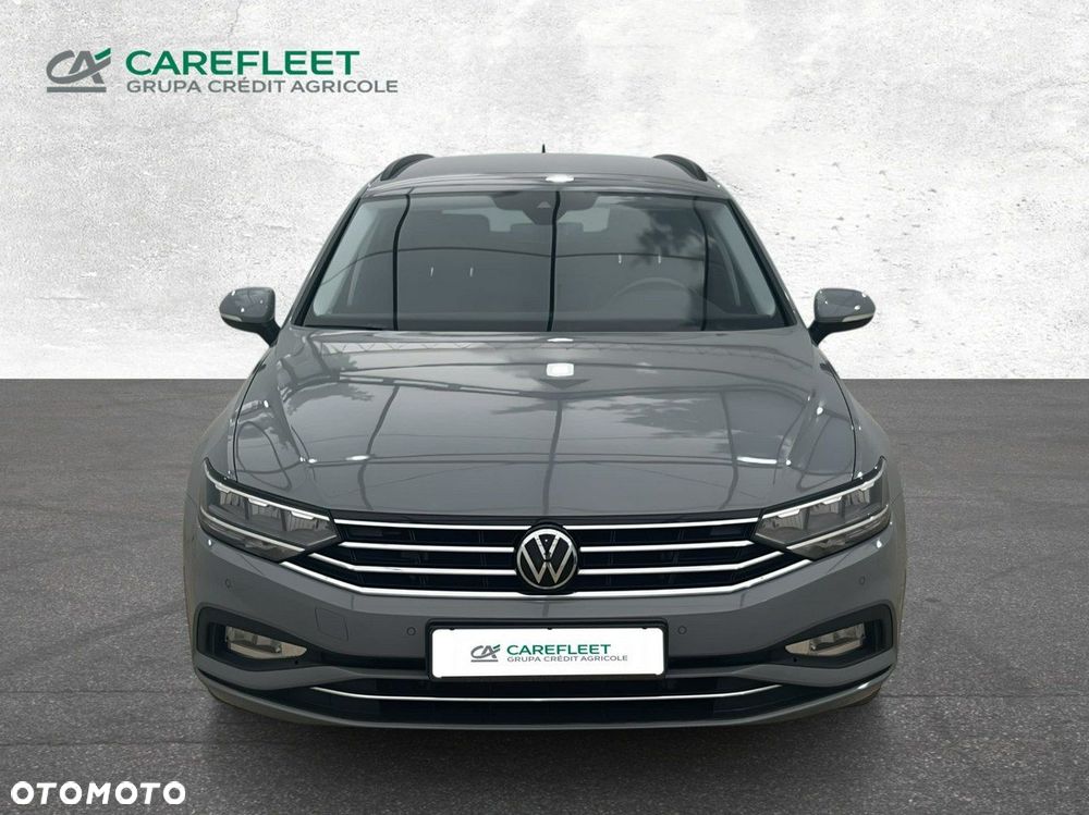 Volkswagen Passat - 2