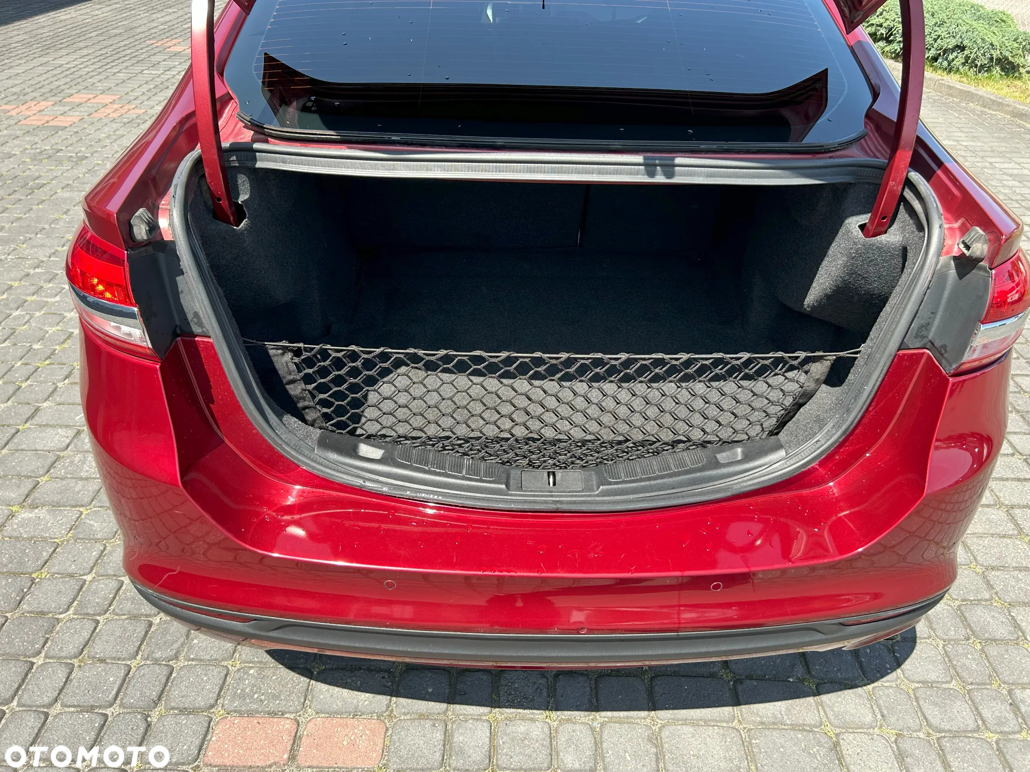 Ford Fusion - 24