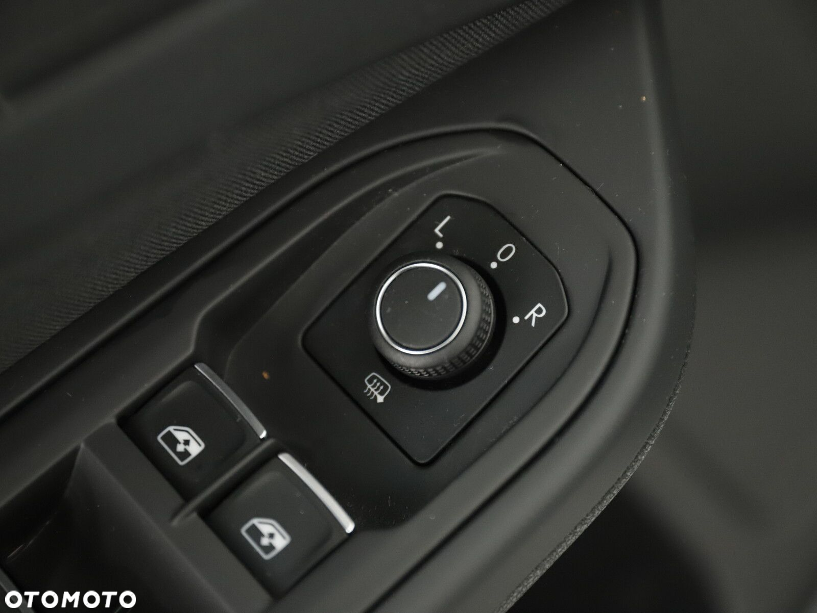 Volkswagen Golf - 23