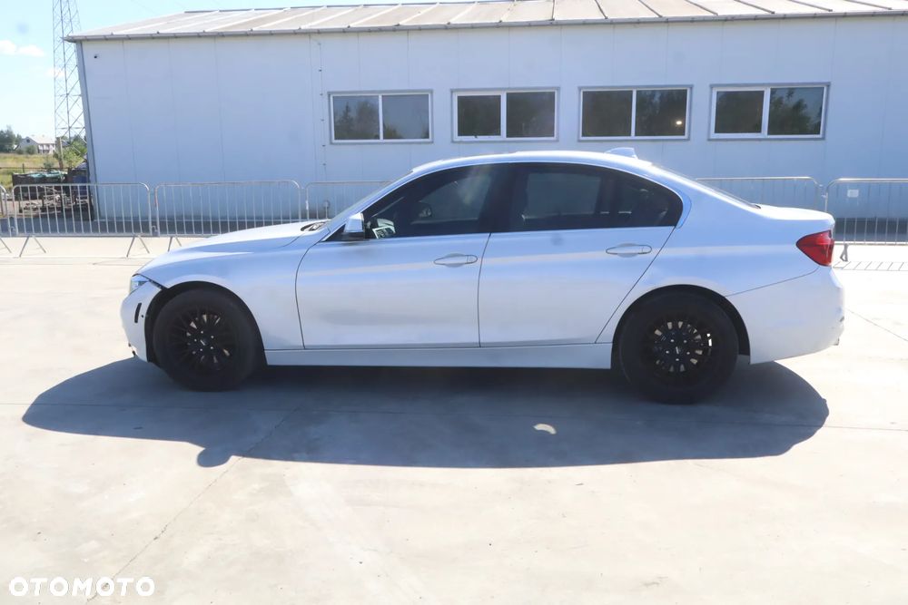 BMW Seria 3 - 8