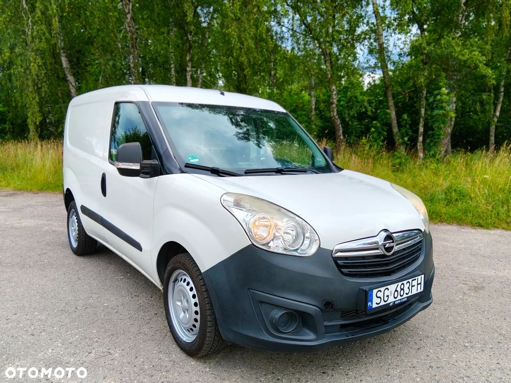 Opel COMBO - 1