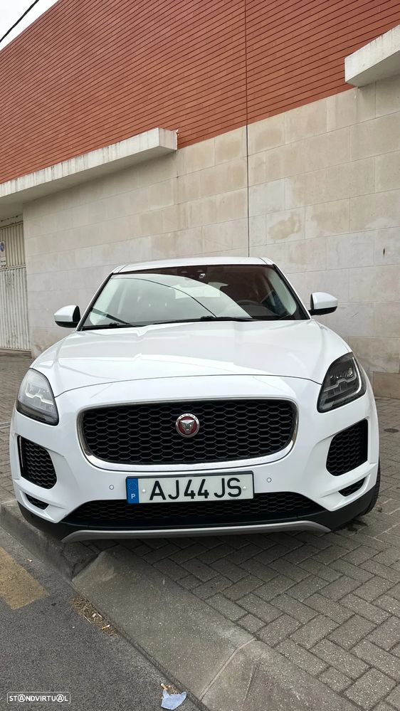 Jaguar E-Pace 2.0 i4D - 3