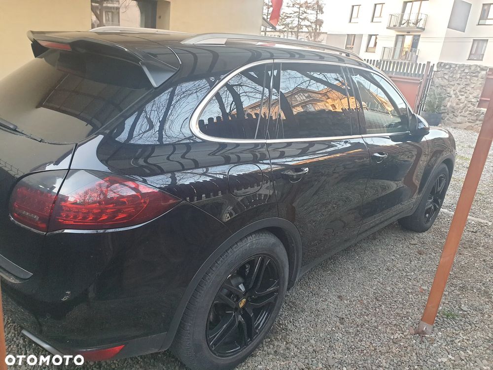 Porsche Cayenne - 6