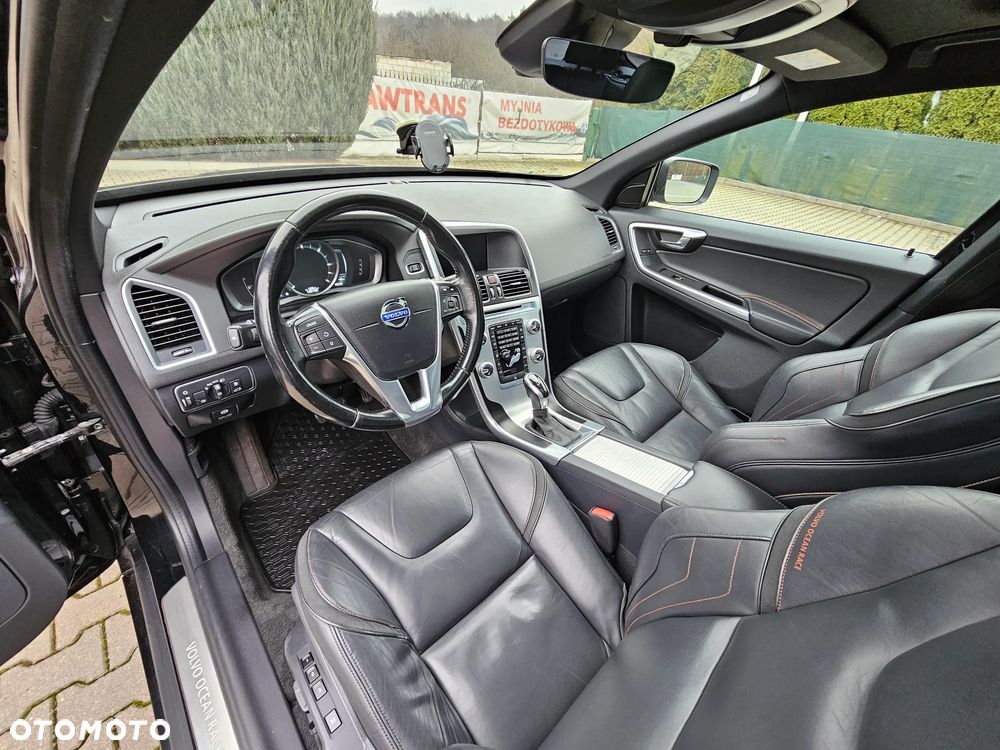 Volvo XC 60 D4 Drive-E Ocean Race - 19