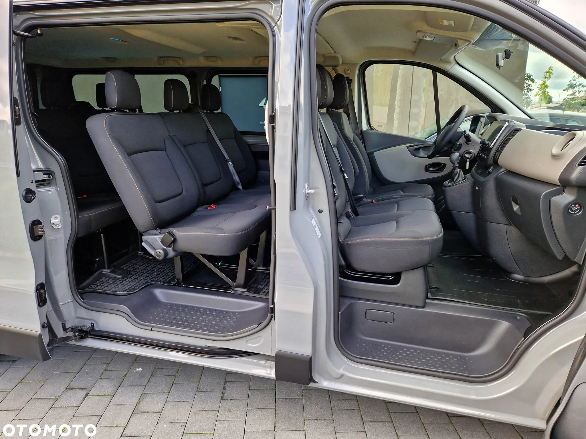Renault Trafic Grand SpaceClass 1.6 dCi - 34