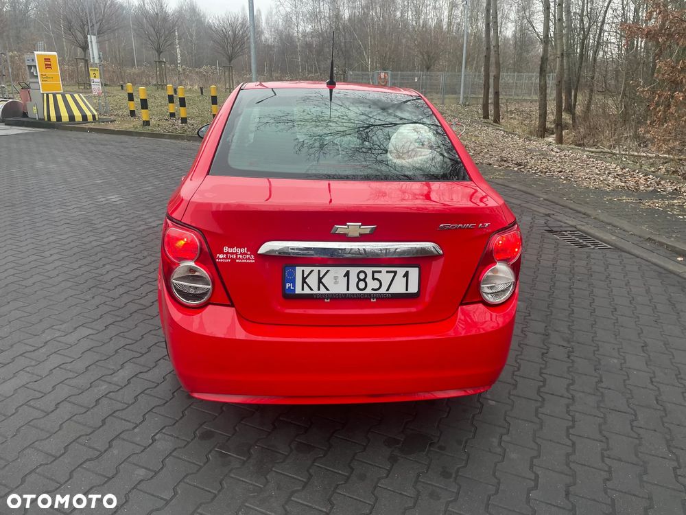 Chevrolet Aveo - 3