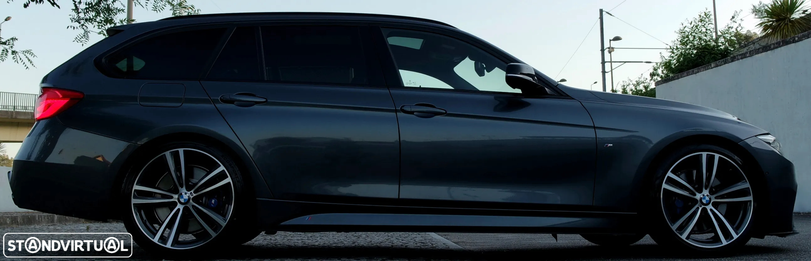 BMW 320 d Touring xDrive Pack M - 33