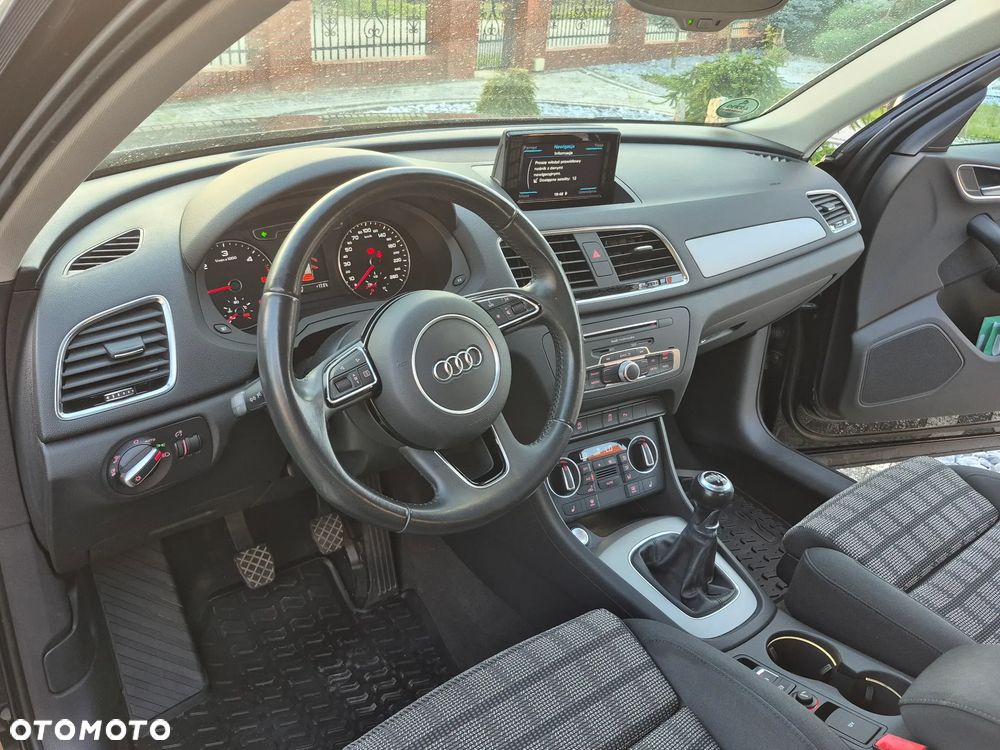 Audi Q3 2.0 TDI sport - 19