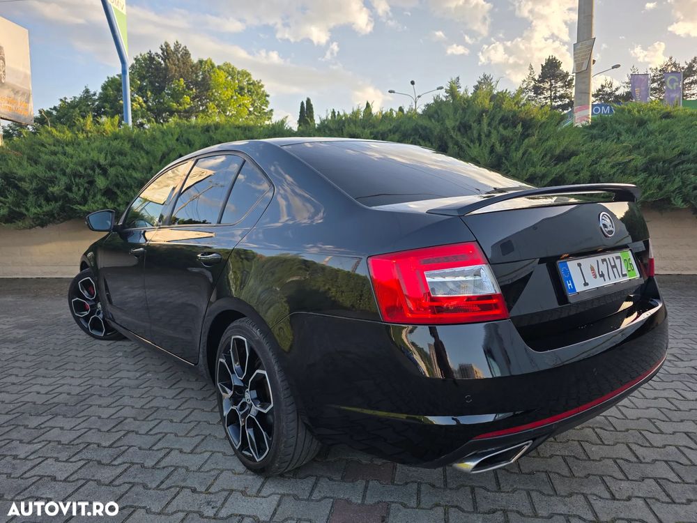 Skoda Octavia 2.0 TDI RS DSG - 3