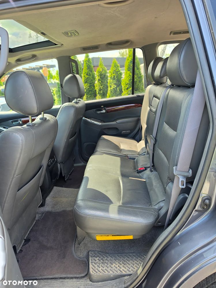 Toyota Land Cruiser 3.0 D Luna Voyage - 9