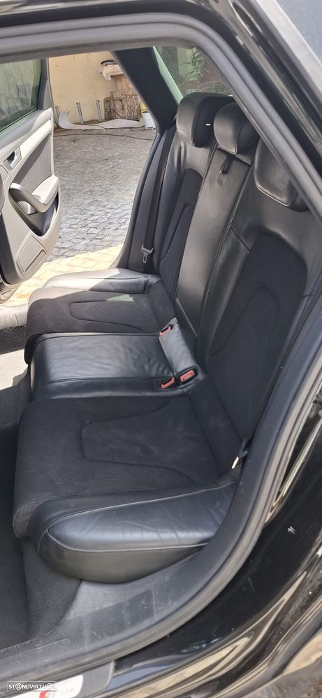 Audi A4 Avant 2.0 TDI DPF S line Sport Pack (plus) - 12