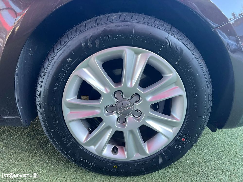 Audi A1 1.6 TDI Attraction - 10