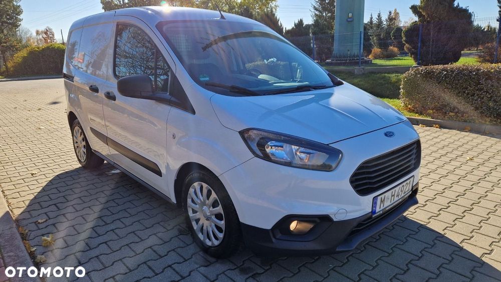 Ford Transit Courier - 4